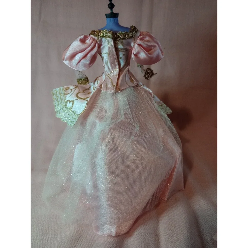 Vintage 1997 Mattel Barbie Princess Rapunzel Pink Gold Gown Dress Outfit Only